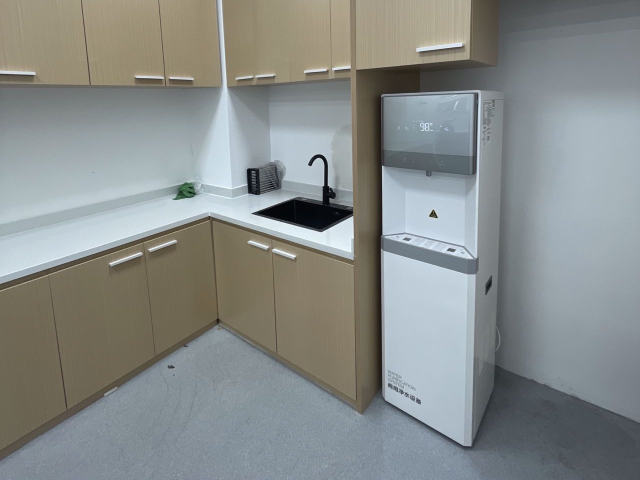 一云净水｜以美的商用净水器，守护多元场景饮水安全